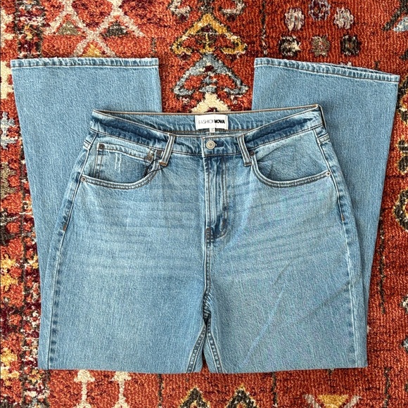 Fashion Nova Denim - 💃🏽👖NWT Flare Leg Blue Jeans Sz 13👖💃🏽